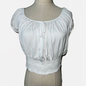 FOREVER 21 | White rounded neckline crop top short sleeve